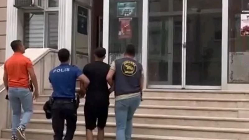 33 yıl hapis cezası bulunan firari, raf arkasında yakalandı