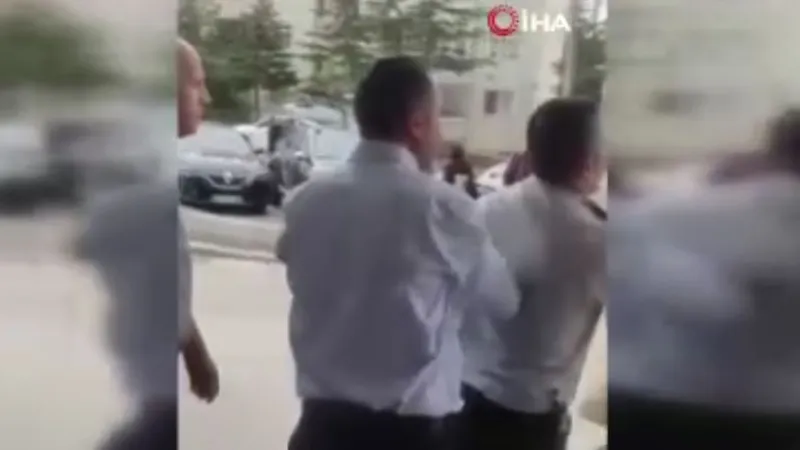 Ankara'da satın aldığı ürünü değiştirmek isteyen vatandaş darbedildi