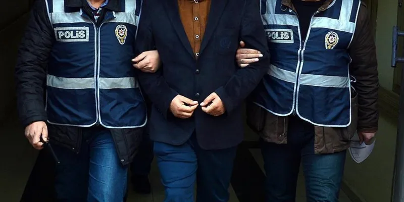 Çanakkale'de Şok Operasyon! 9 Göçmen Kaçakçısı Yakalandı!