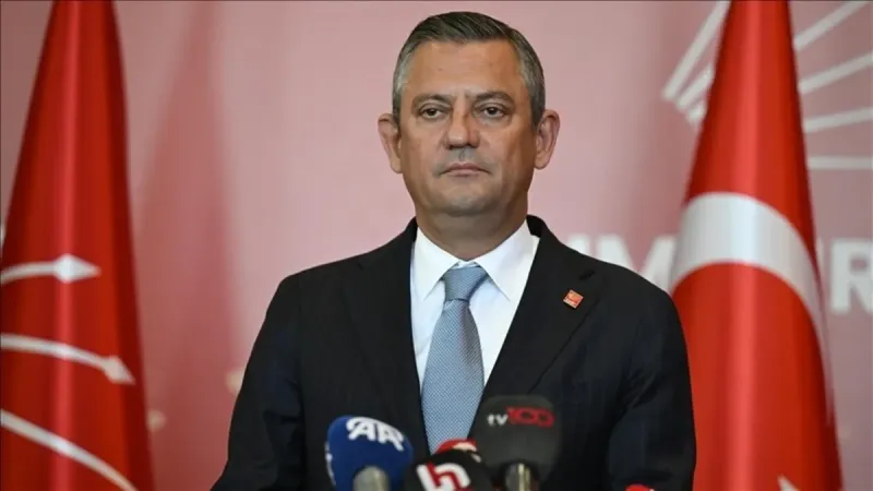 Özgür Özel'den Şok İtiraf: İBB'de Rüşvet Veren de Alan da Var!