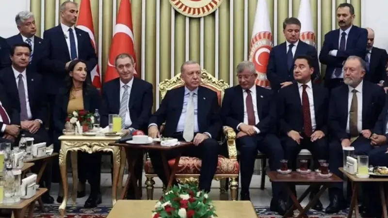 Erdoğan'dan Sürpriz Hamle! CHP ile Sular Isınıyor Mu?