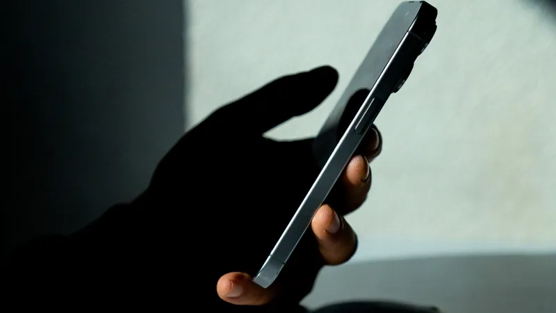 Gençlerde "beyin çürümesi" tehlikesi: En önemli faktör sosyal medya kullanımı