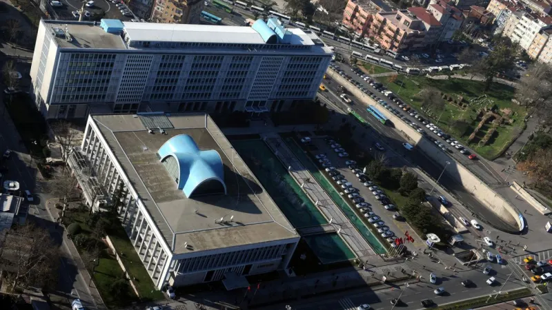 İBB'de Yolsuzluk Şoku! 2 Kritik İsim Tutuklandı!
