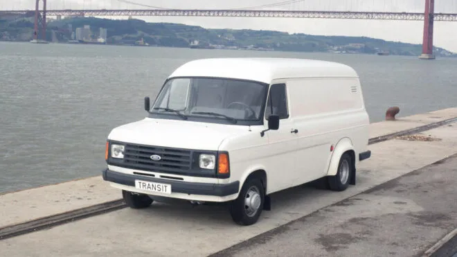 İlk Ford Transit’in üzerinden tam 60 yıl geçti