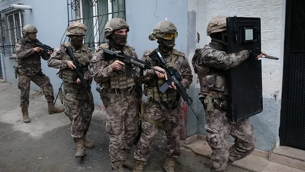İstanbul'da DEAŞ Operasyonu: 6 Şüpheli Yakalandı! Son Dakika
