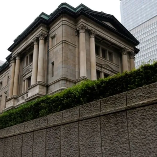 Japonya Merkez Bankası faizi sabit bıraktı