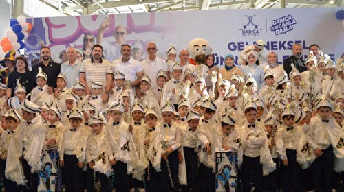 Kocaeli'de 350 çocuk için toplu sünnet şöleni yapıldı: Oyun alanları kuruldu