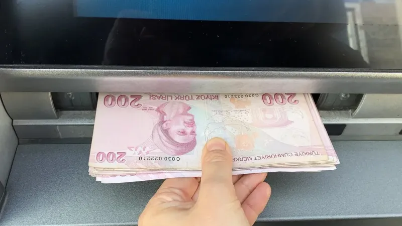 Milyonlara zam pazarlığında bütçe detayı: İlk ipucu resmen geldi! 2026 Asgari ücret ne kadar olacak? İşte en güçlü rakam...
