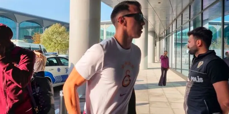 Muslera'dan Duygulandıran Veda: "Sözümü Tuttum!"