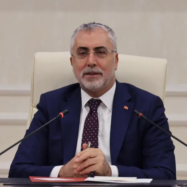 Asgari Ücrete Zam Yok Mu? Bakan Işıkhan'dan Şok Açıklama!