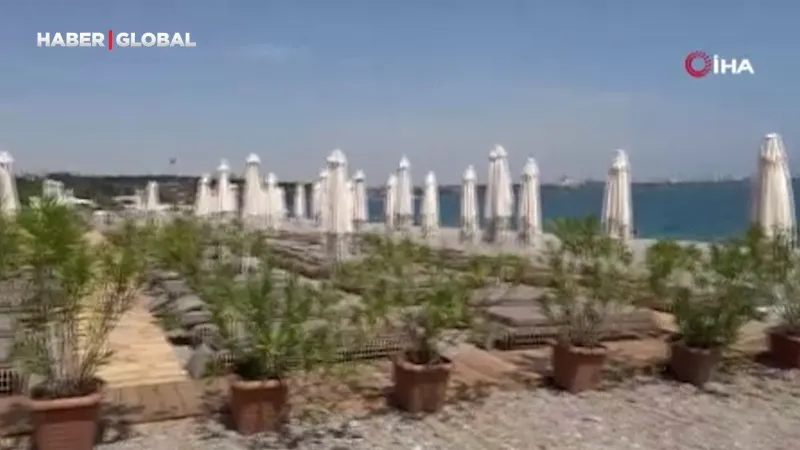 Konyaaltı Sahili'nde Kıyı İşgali Alarmı! Gergin Anlar Yaşandı