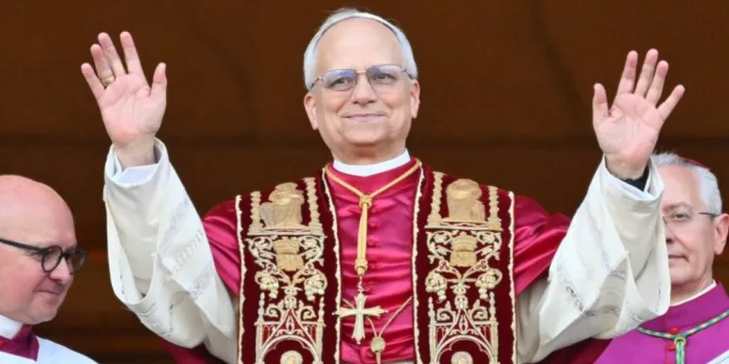 Papa'dan Şok Çağrı! Tutuklu Gazeteciler Serbest Bırakılsın!