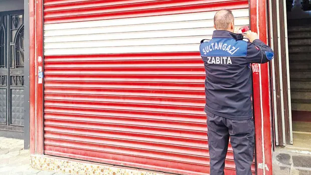 Sapık Patron Kamerayla Yakalandı! Düğün Salonunda Şok Görüntüler!