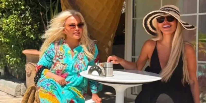 Seren Serengil'den Müjdeli Haber: Annem Yoğun Bakımdan Çıktı!