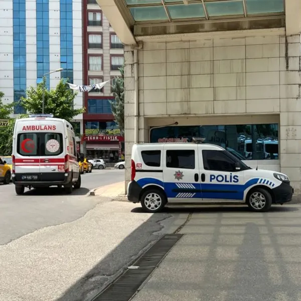 Siirt'te Kanlı Kavga: Baba Öldü, Oğlu Ağır Yaralı! Şok Detaylar!